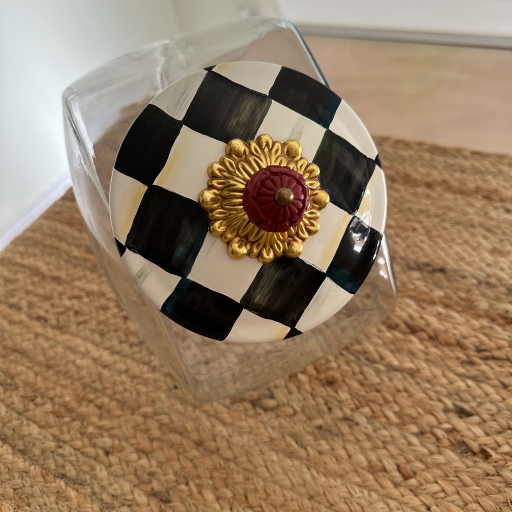 MacKenzie-Childs Cream and Gold Decorative Lid - Picture 2 of 11